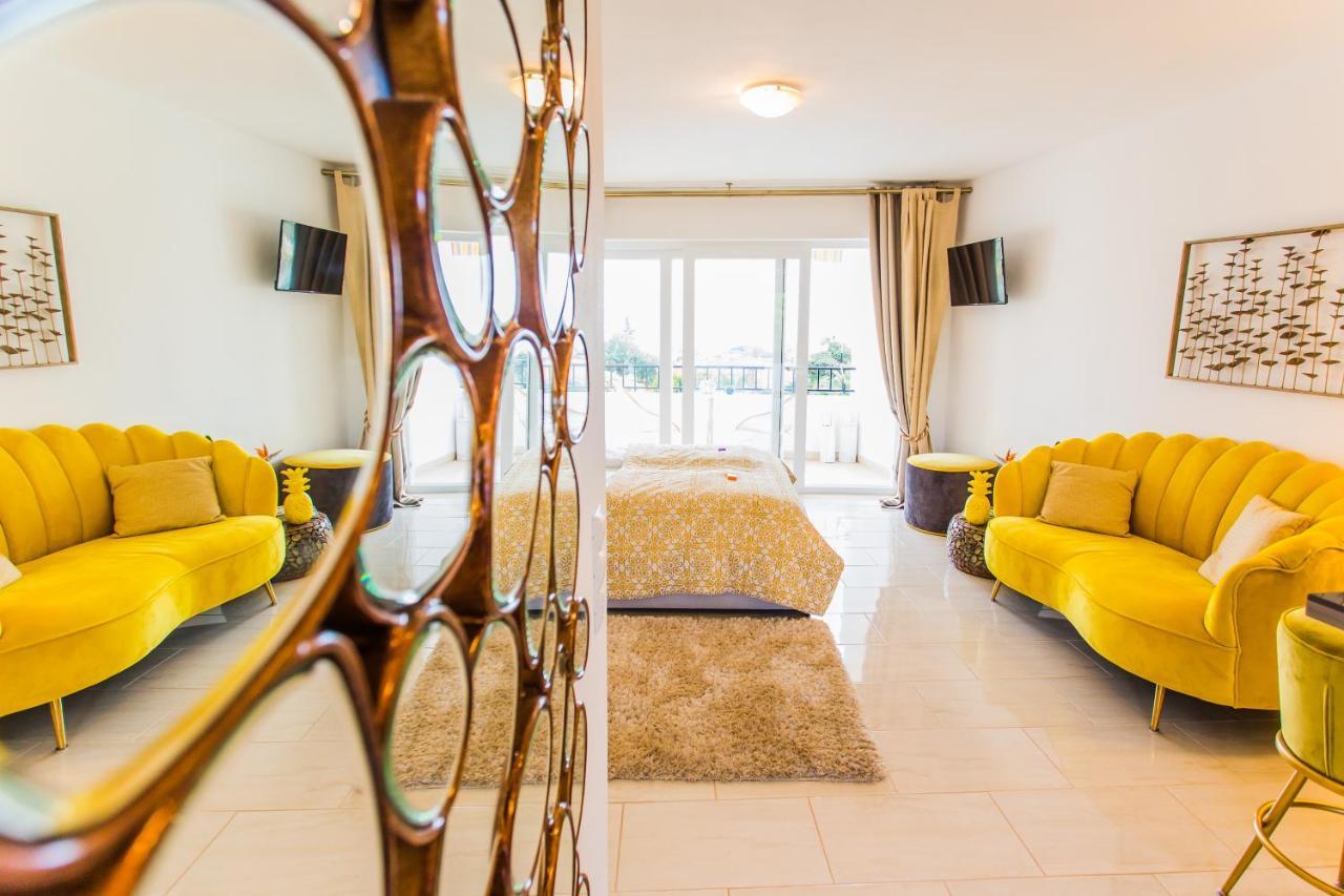 Suite Bora Bora Marbella Exterior foto